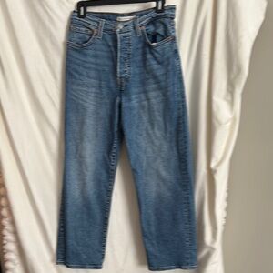 Women’s Blue Jeans RIBCAGE STRAIGHT ANKLE LEVIS